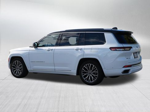 Used 2022 Jeep Grand Cherokee L Summit AWD/4WD image 4
