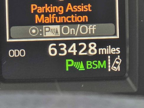 Used 2018 Toyota RAV4 XLE image 30