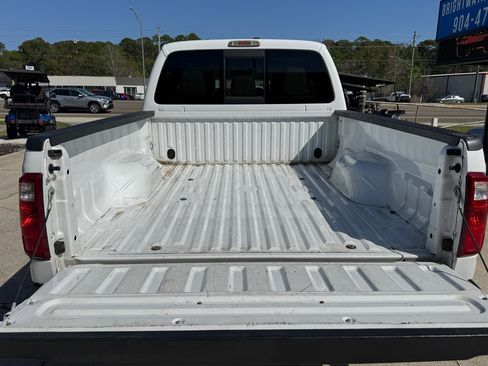 Used 2014 Ford F250 Lariat w/ Chrome Package image 7