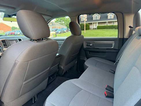 Used 2021 RAM 1500 Classic SLT RWD image 20