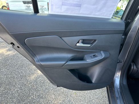 New 2026 Nissan Sentra SV w/ SV Convenience Package FWD image 17