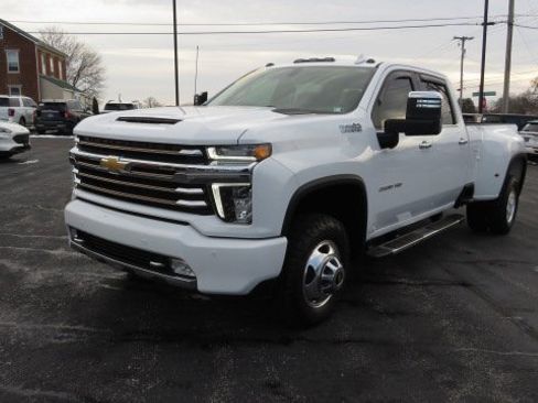 Used 2022 Chevrolet Silverado 3500 High Country image 3