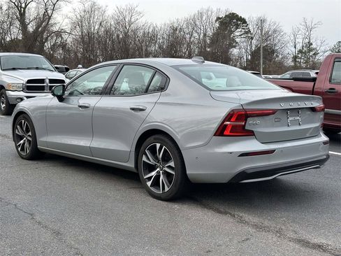Used 2024 Volvo S60 B5 Plus w/ Climate Package image 3