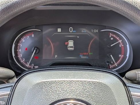 Used 2025 Toyota RAV4 XLE AWD/4WD image 24