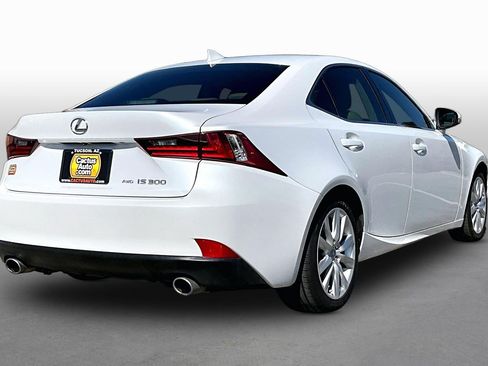 Used 2016 Lexus IS 300 AWD w/ Premium Package image 2
