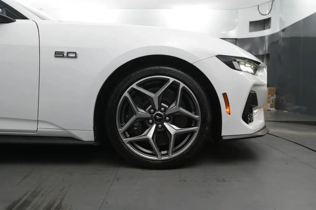 Used 2024 Ford Mustang GT Premium w/ GT Performance Package RWD image 21