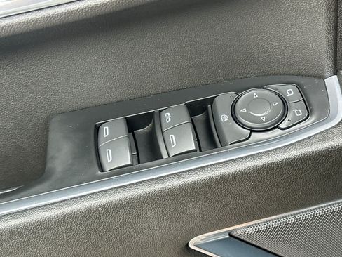Used 2024 Chevrolet Silverado 1500 LT Trail Boss w/ Convenience Package II AWD/4WD image 13