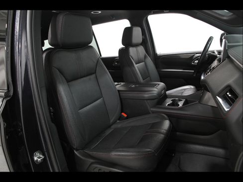 Used 2022 Chevrolet Tahoe RST w/ Luxury Package AWD/4WD image 20