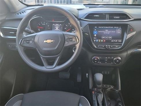 Certified 2023 Chevrolet TrailBlazer LT w/ Convenience Package image 24