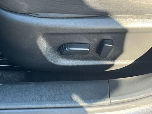 Used 2025 Nissan Altima 2.5 SV image 22