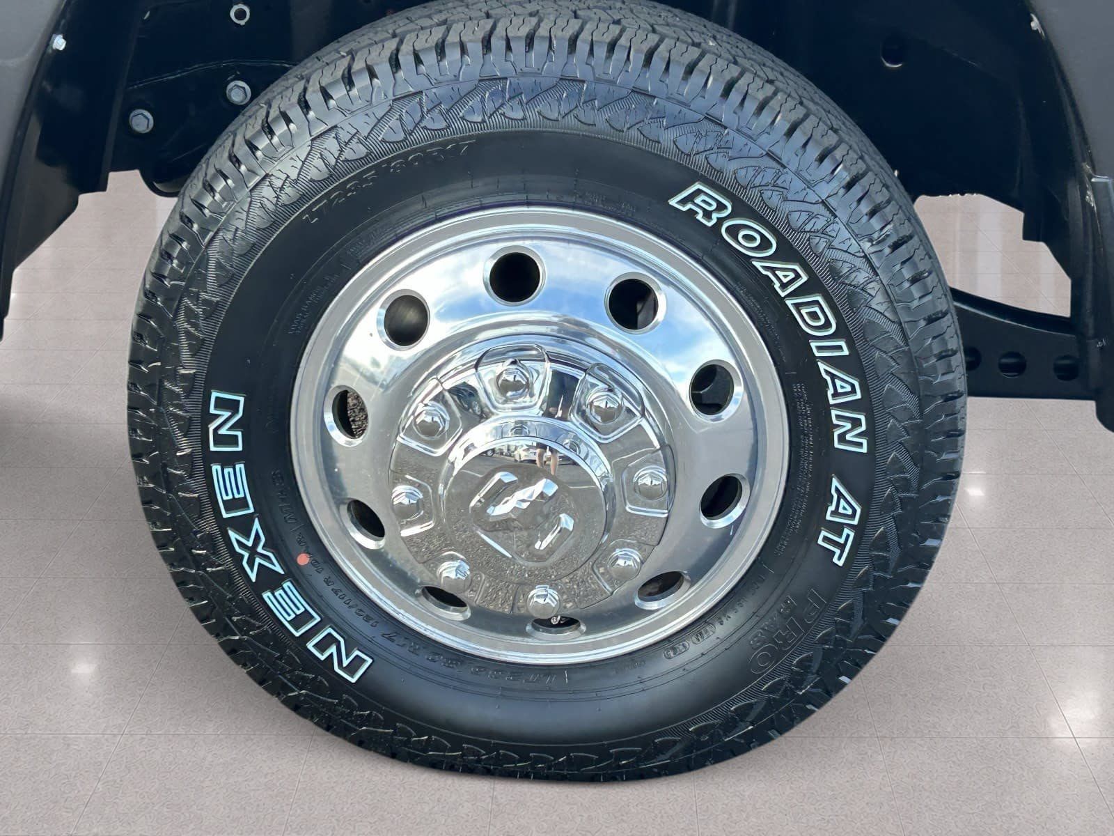 Used 2024 RAM 3500 Big Horn w/ Sport Appearance Package AWD/4WD image 11
