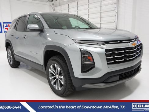 New 2026 Chevrolet Equinox LT image 3