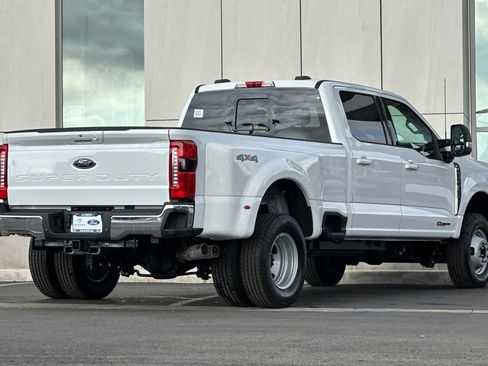 New 2026 Ford F350 XLT w/ XLT Premium Package AWD/4WD image 3