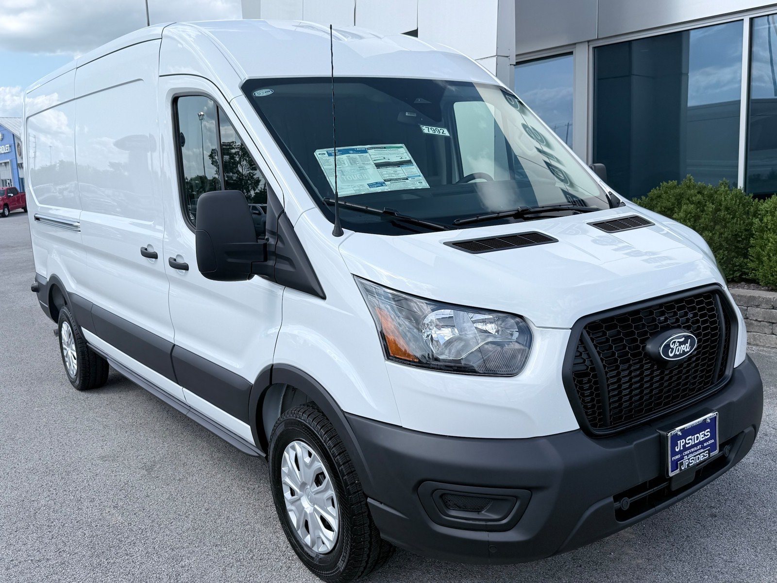 New 2026 Ford Transit 250 148 Medium Roof RWD image 3