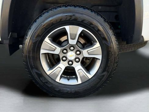 Used 2016 Chevrolet Colorado Z71 image 38