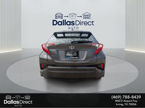 Used 2021 Toyota C-HR LE image 7