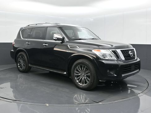 Used 2019 Nissan Armada Platinum w/ Captain's Chairs Package AWD/4WD image 3