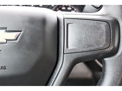 Used 2025 Chevrolet Silverado 2500 Custom w/ Custom Value Package image 14