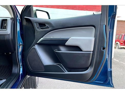 Used 2019 Chevrolet Colorado W/T w/ WT Convenience Package RWD image 19