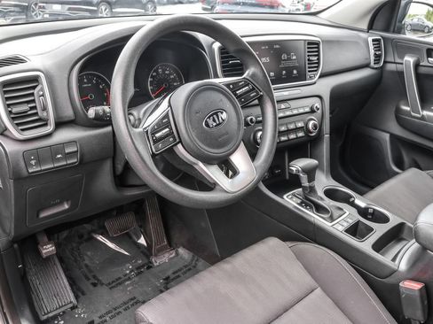 Used 2022 Kia Sportage LX AWD/4WD image 5