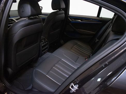 Used 2020 BMW 540i xDrive w/ Premium Package image 23