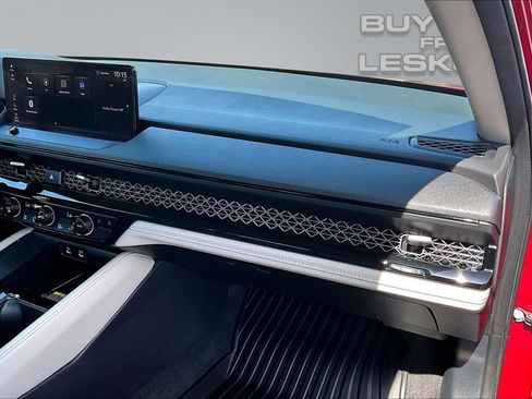 Used 2023 Honda Accord Touring image 17