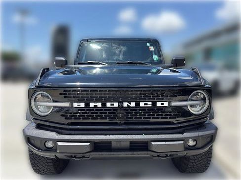 Used 2022 Ford Bronco Wildtrak image 2