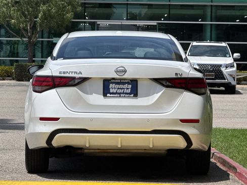 Used 2024 Nissan Sentra SV FWD image 5