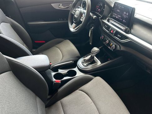 Used 2024 Kia Forte LXS FWD image 15