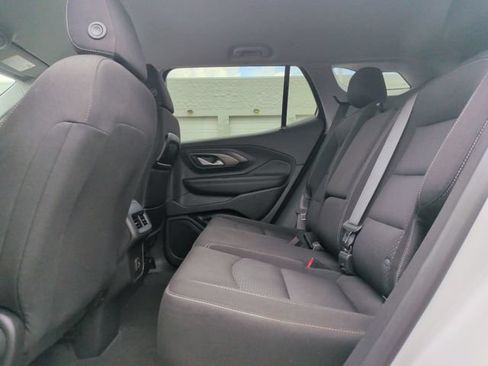 Used 2024 GMC Terrain SLE AWD/4WD image 24