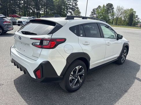 Used 2025 Subaru Crosstrek 2.0i Premium image 8