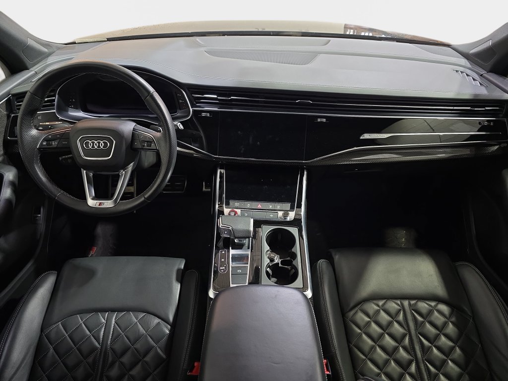 Used 2022 Audi SQ7 Premium Plus AWD/4WD image 10