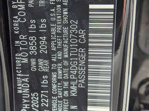 New 2026 Hyundai Elantra Limited image 42