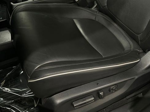 Certified 2026 Honda Odyssey Touring image 17