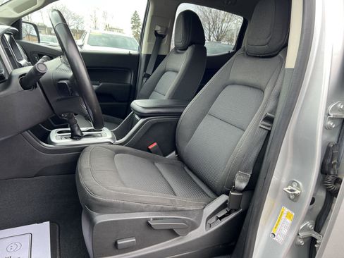 Used 2019 Chevrolet Colorado LT w/ LT Convenience Package image 10