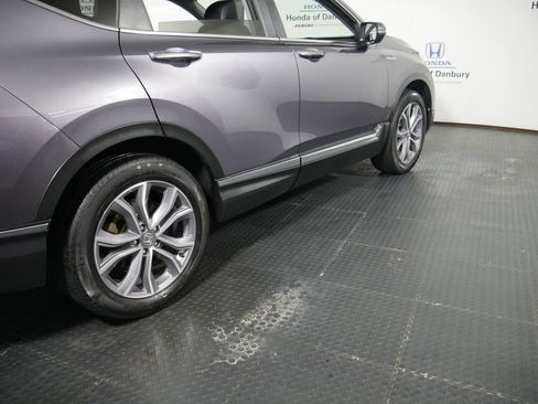 Used 2020 Honda CR-V Touring image 4
