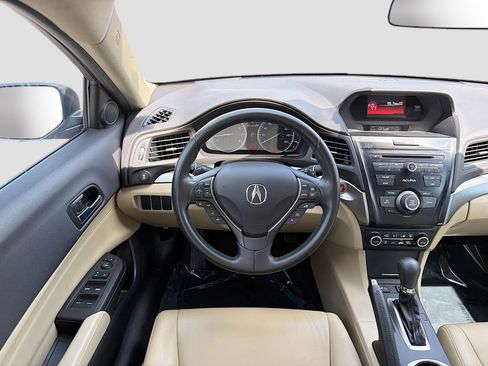 Used 2018 Acura ILX Base image 18