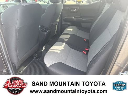 Used 2022 Toyota Tacoma TRD Off-Road w/ Technology Package image 14