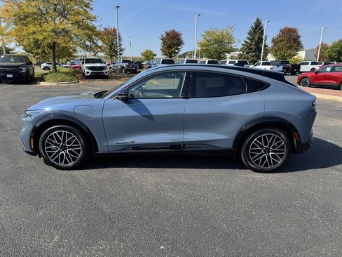 Certified 2024 Ford Mustang Mach-E Premium image 7