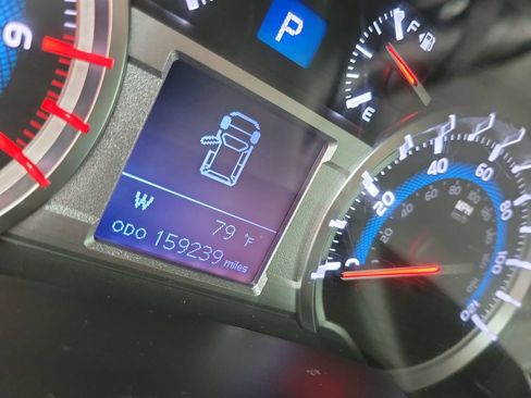 Used 2018 Toyota 4Runner SR5 RWD image 33