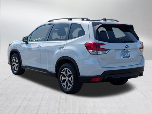 Used 2024 Subaru Forester Premium AWD/4WD image 5