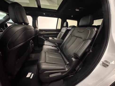 New 2026 Jeep Grand Cherokee L Limited AWD/4WD image 15