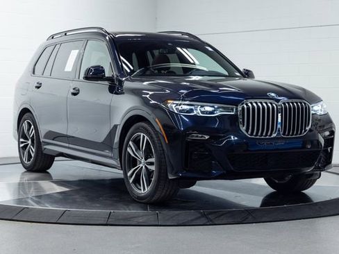 Used 2022 BMW X7 xDrive40i w/ M Sport Package image 4