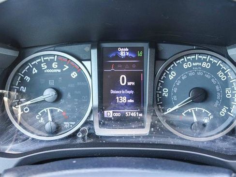 Used 2020 Toyota Tacoma TRD Off-Road image 23