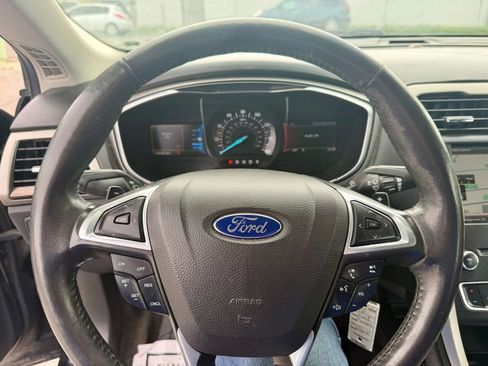 Used 2016 Ford Fusion SE w/ Equipment Group 202A image 29