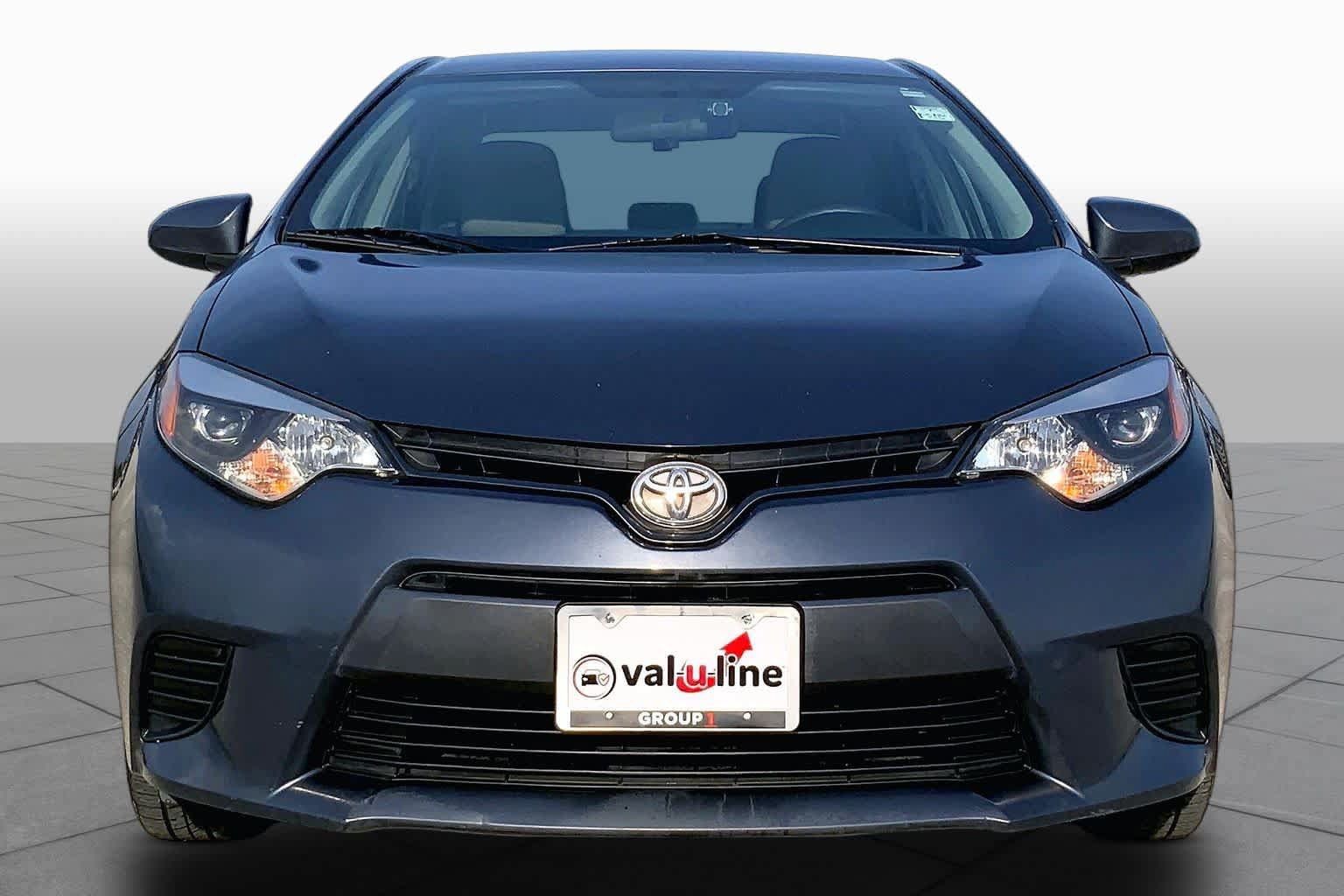 Used 2015 Toyota Corolla LE FWD image 4