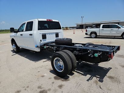 New 2026 RAM 3500 Tradesman w/ Chrome Appearance Group A
