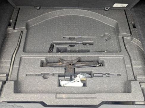 Used 2018 Subaru Outback 2.5i Premium image 14