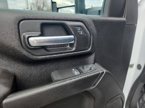 Used 2025 Chevrolet Silverado 2500 W/T w/ WT Convenience Package AWD/4WD image 19