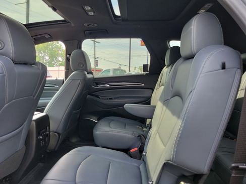 Used 2023 Buick Enclave Essence w/ Experience Buick Package image 11